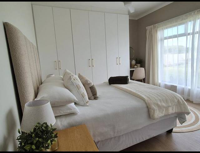 3 BEDROOM HOUSE FOR SALE IN KLEINBAAI